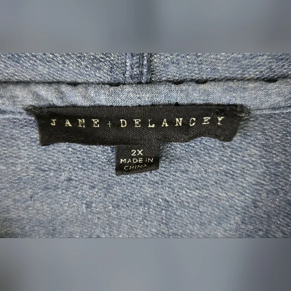 Jane And Delancey Blue Bird On A Wire Hooded Top Size 2X *FLAW* - Picture 3 of 6